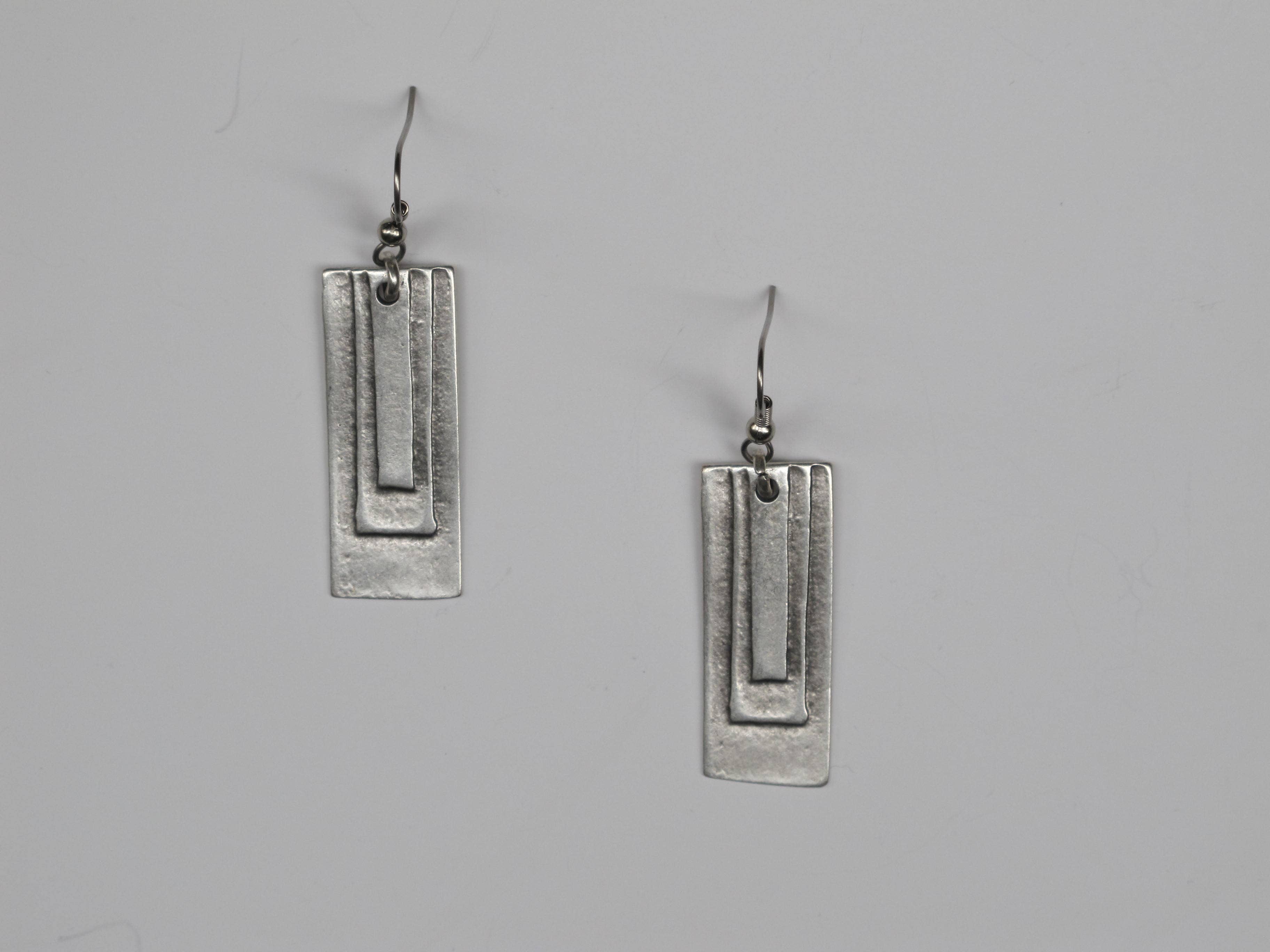 Volare - Wholesale Dangle Earrings - Rectangular Art-Deco inspired Earrings1