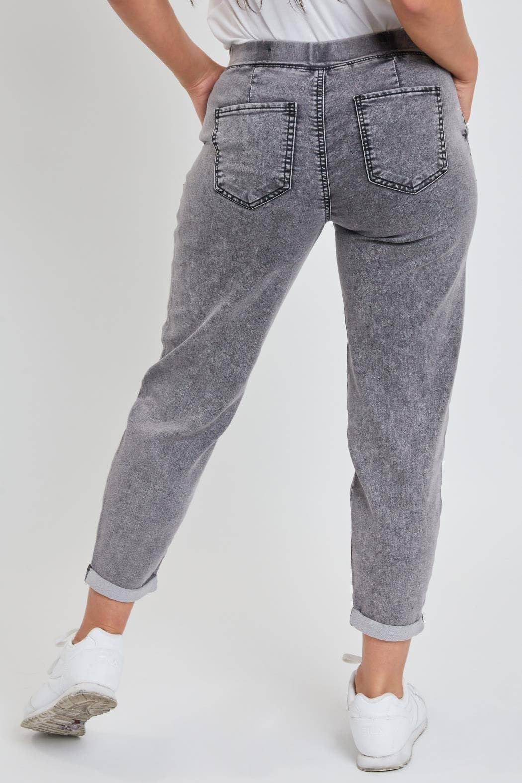 YMI - Wholesale Lounge Sweatpants/Joggers - Women's - Petite Kozy Fit Mid Rise Jogger-PP367646