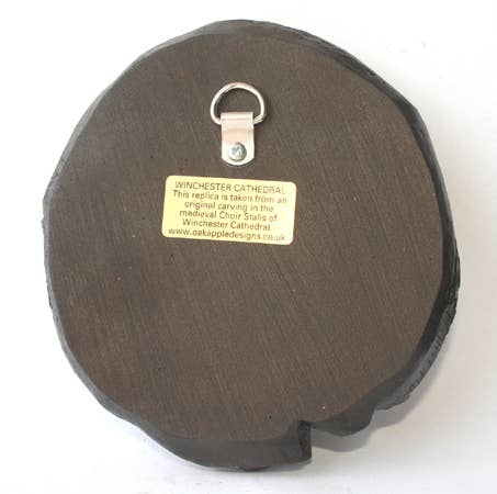 Oakapple Designs Ltd - Wholesale Decorative Figurine - Pig Playing The Viol - Reproduction Cathedral Carving.3