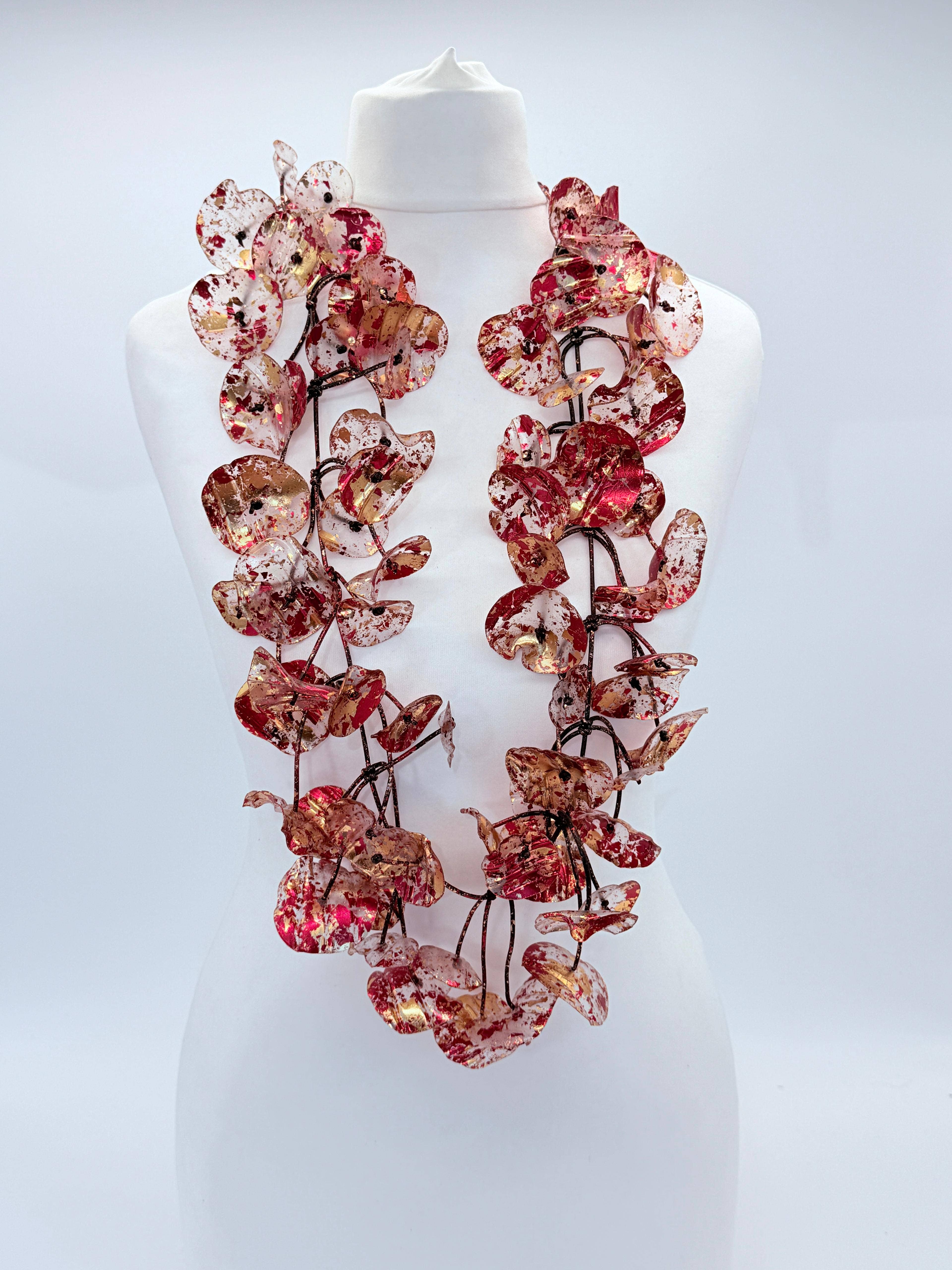 Jianhui London - Vendita all'ingrosso Collane a bavaglio - Collana grande doppia ninfea - Dorata a mano15