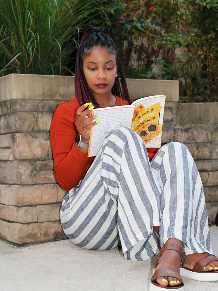 Glowing, Growing & Glistening Journal för wholesale av LaSheaB Creations