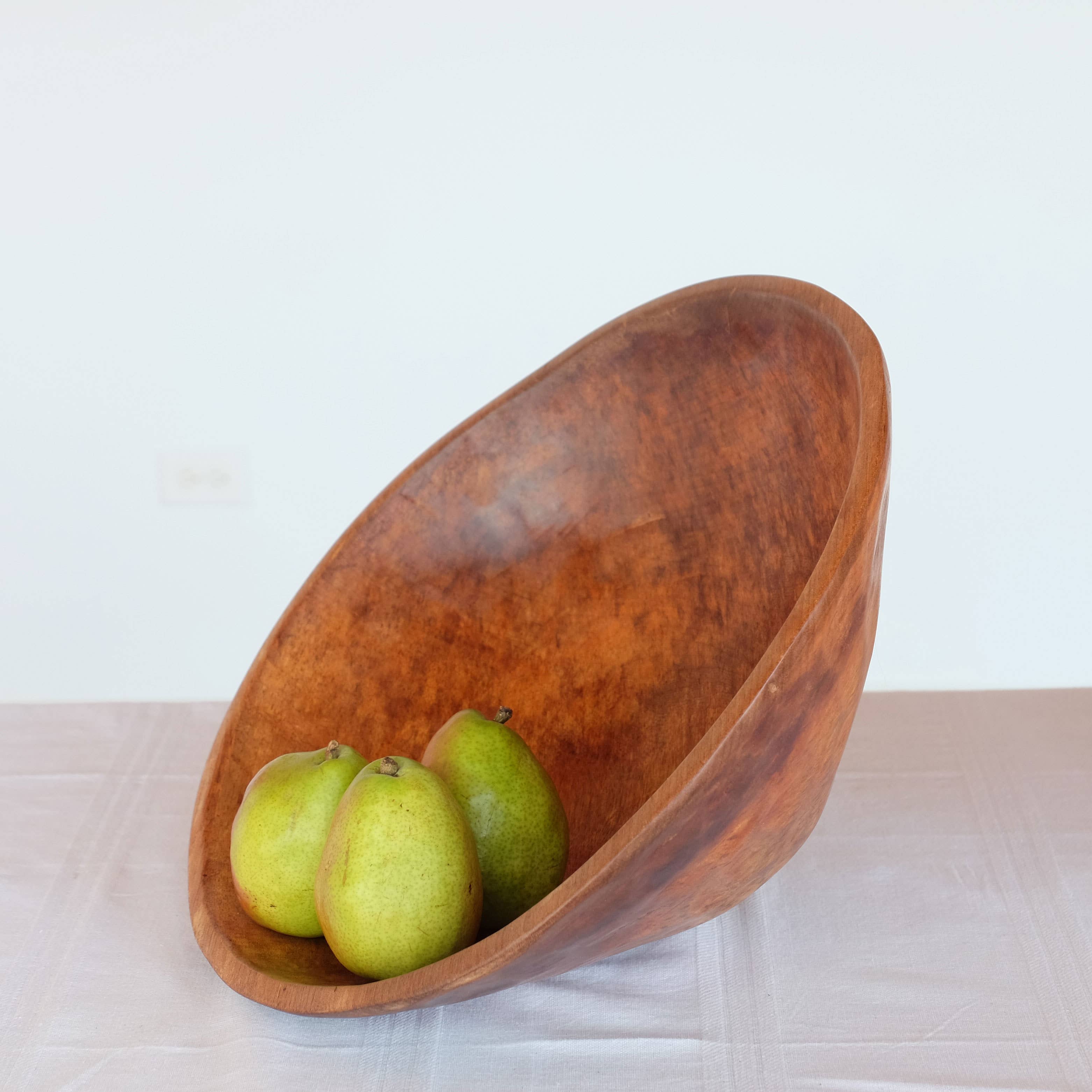 Sobremesa - Wholesale Bowl - 17" Large Classic Round Wood Salad Bowl | Wood Bowl 3