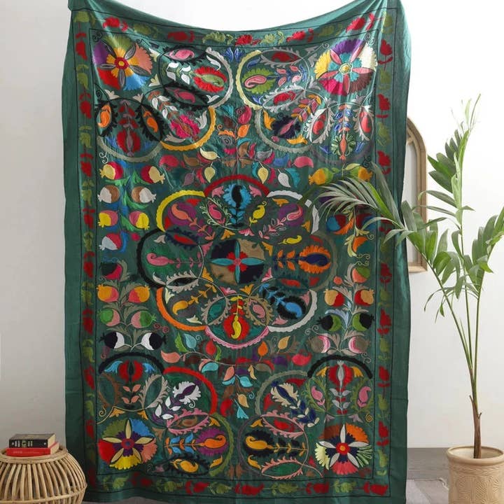 GYPSY STUDIO - Wholesale Quilt - Hand Embroidered Colorful Suzani Wall Hanging Suzani Throw3