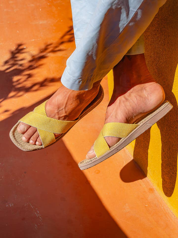 Shangies by Stilov - Vendita all'ingrosso Sandali - Unisex - Sandali unisex in juta Shangies – Mellow Maize (giallo)2