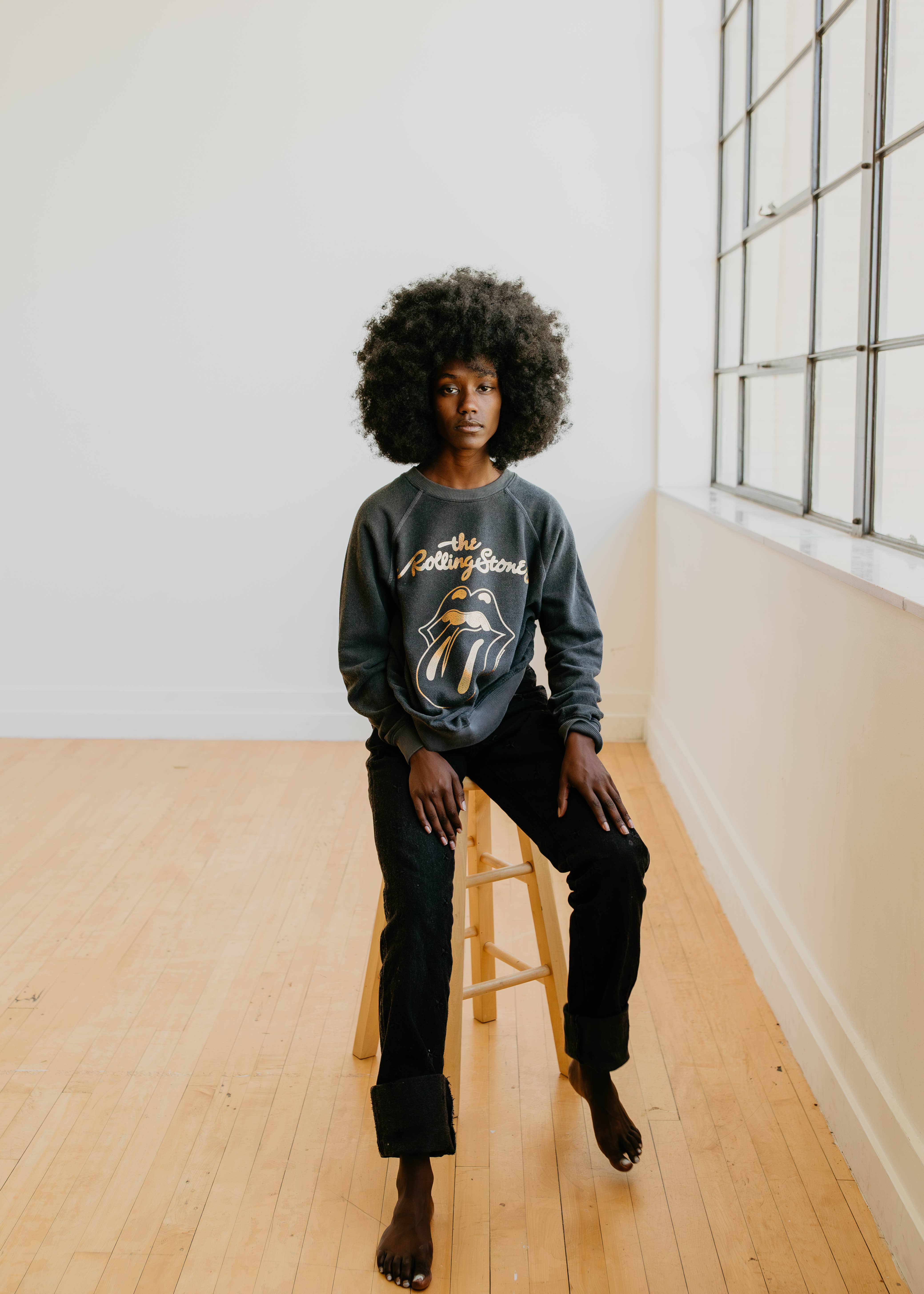 People Of Leisure - Wholesale Graphic Sweatshirt - Women's - Rolling Stones Sticky Fingers Sweatshirt1