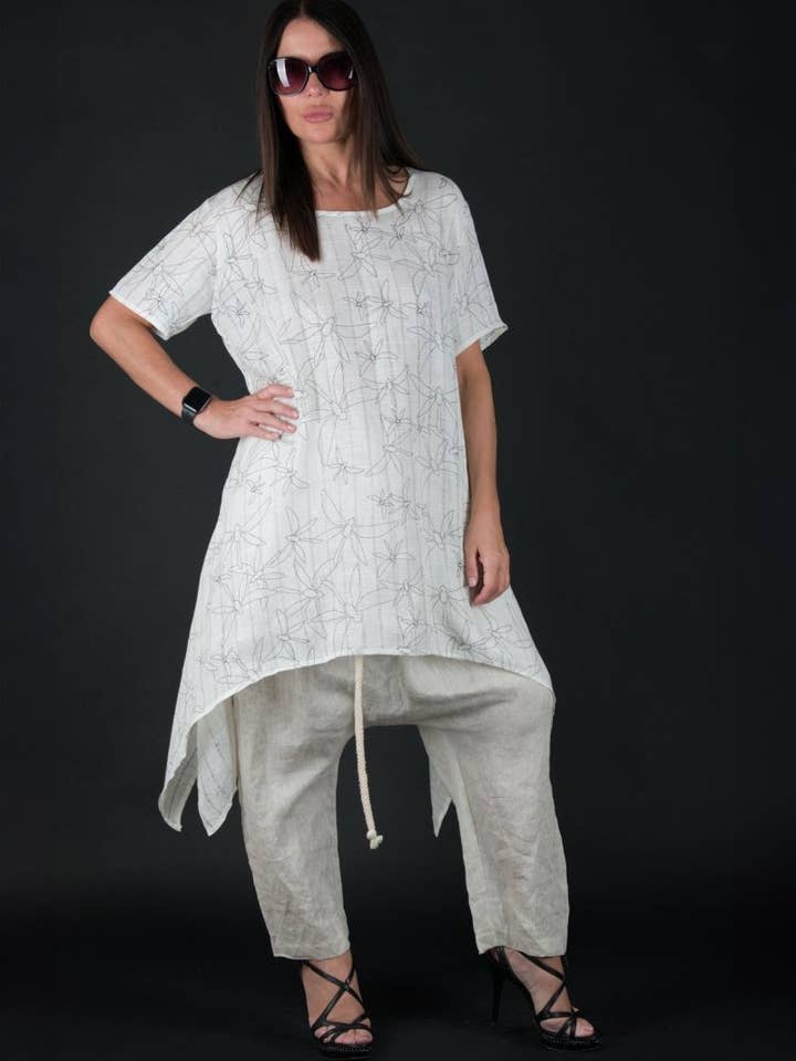 Off white linnetopp CAROLINE för wholesale av EUG fashion