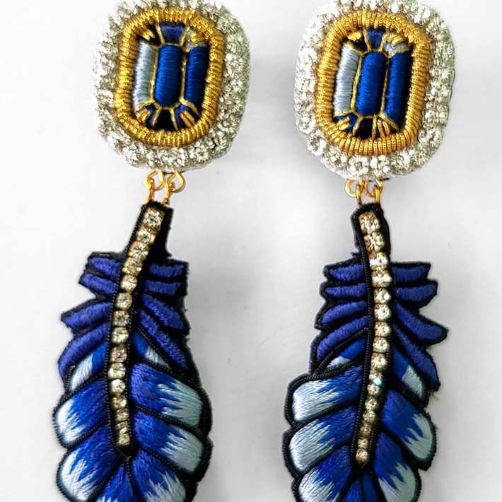 Céleste Mogador - Vente Boucles d'oreilles pendantes - Boucle d'oreille Plume bleue0