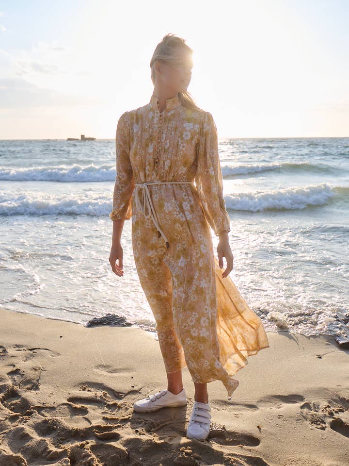 Oli and Kubo - Wholesale Dress – Women's - IZA MAXI SHIRT DRESS - DITSY FLORAL1