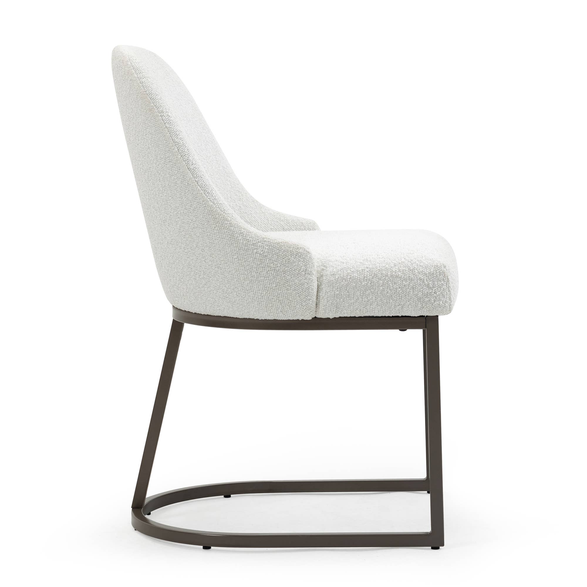 Glamour Home - Vente Chaises - Ensemble de 2 chaises de salle à manger Ayane en tissu bouclé avec pieds en fer6