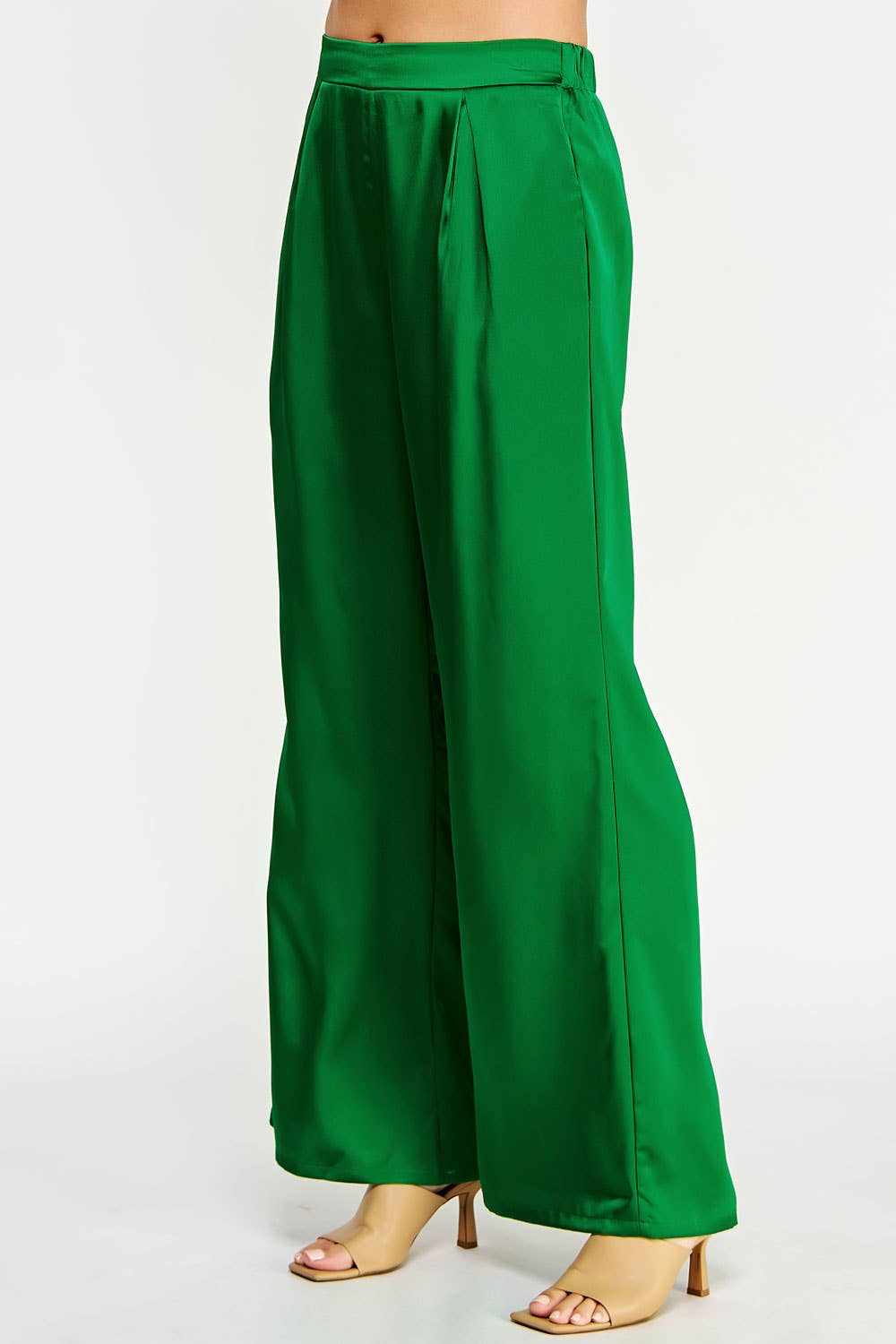 Strut & Bolt - Vendita all'ingrosso Pantalone - Donna - Pantaloni in raso a gamba larga con piega frontale7