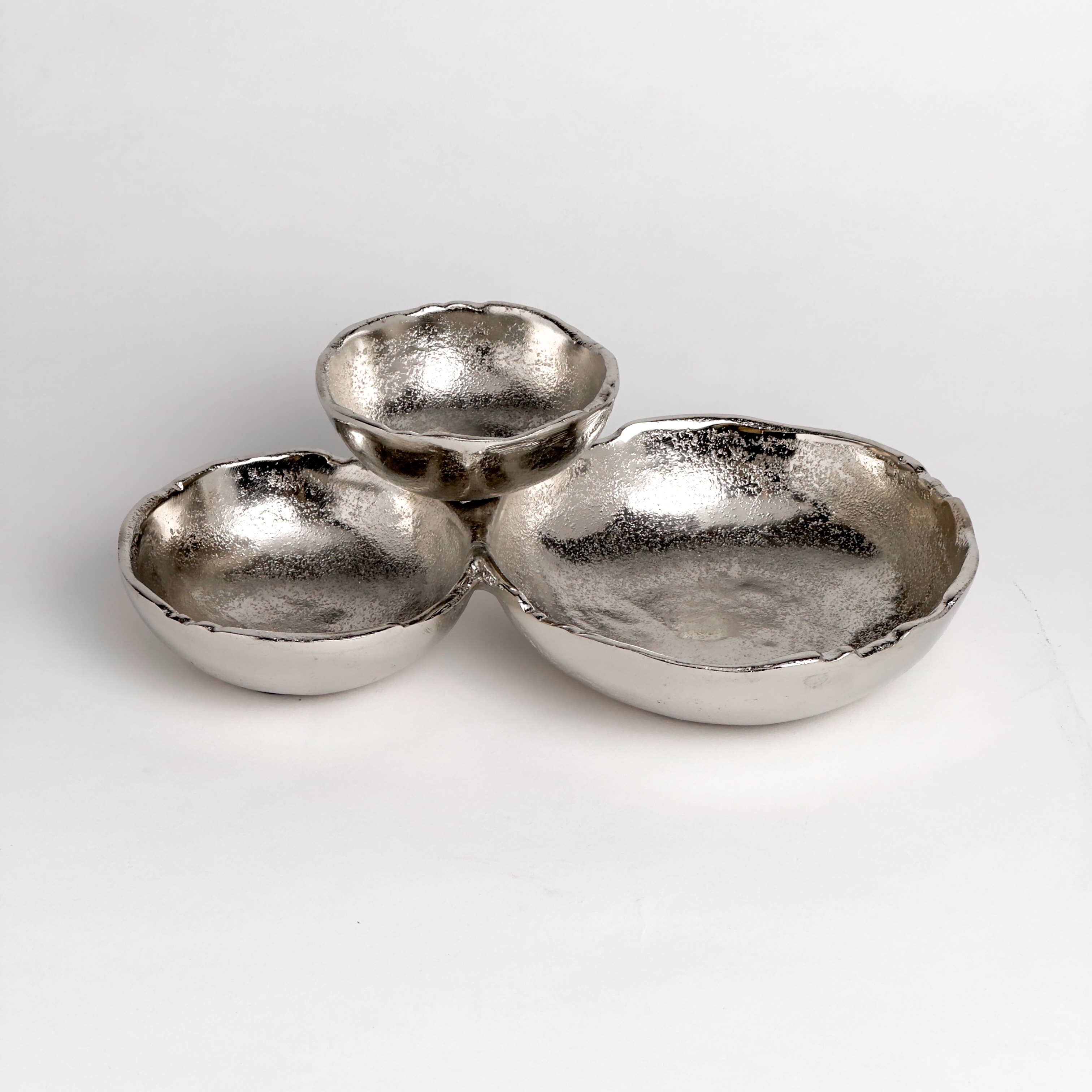 Silver Textured Aluminum 3-Bowl Cluster Dish for wholesale by India Handicrafts Inc