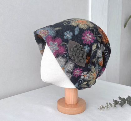 Comfortarians – Chapéu de pescador - Mulher por atacado – Chapéu Cloche Feminino de Lã com Estampa Floral para Outono e Inverno2