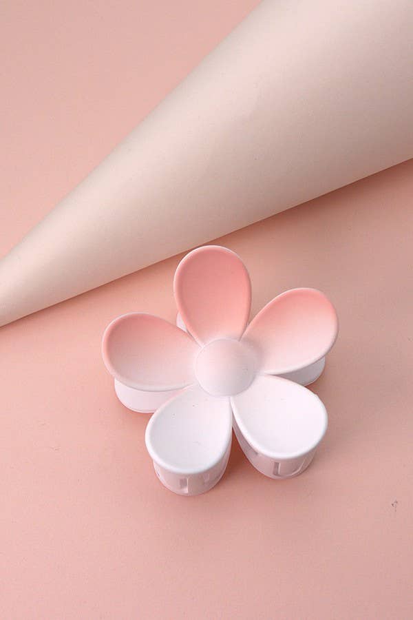 JOSSLYN by wall to wall - Wholesale Hair Clip - Women's - OVERSIZE MATTE FLOWER HAIR CLAW CLIPS | 40H4597