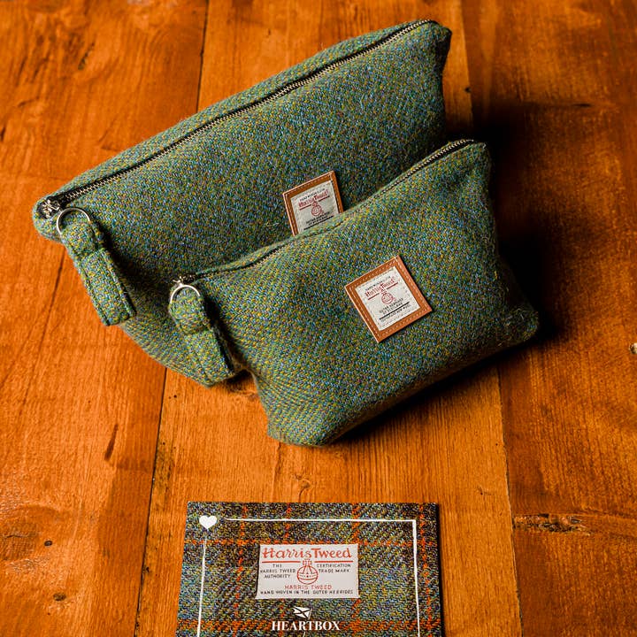 Heartbox Scotland – wholesale Make-up/cosmetic bag – Harris Tweed Cosmetics & Wash Bag4