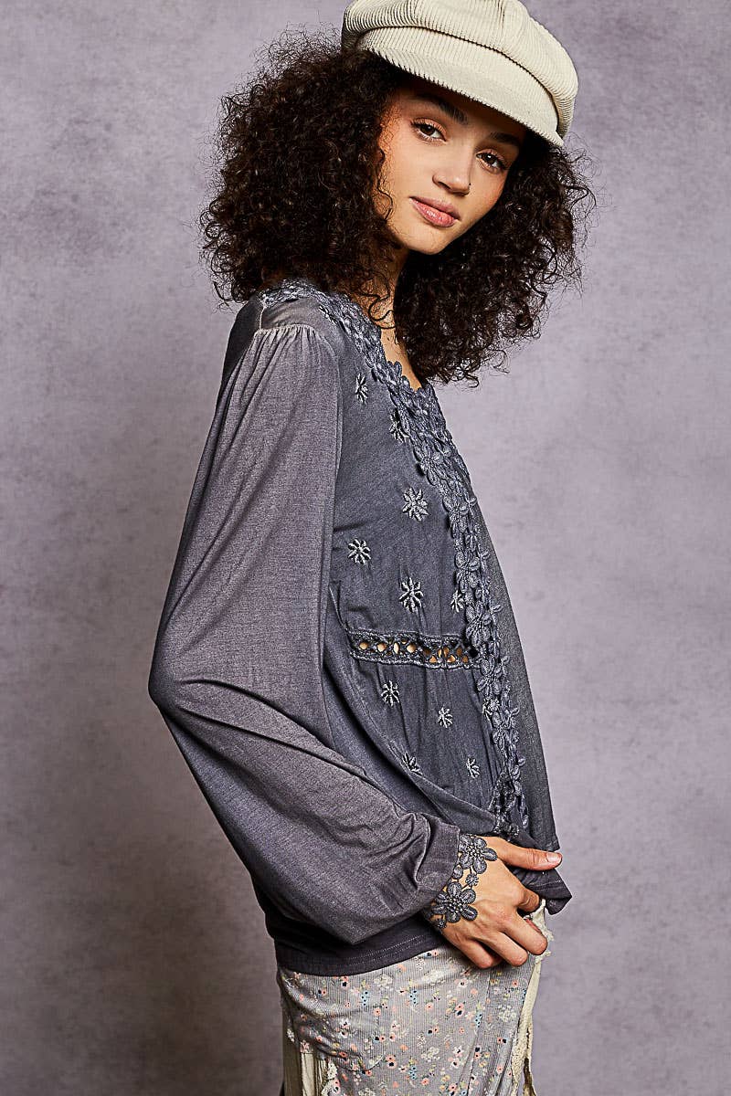 Pol Clothing - Wholesale Blouse - Women's - Long Sleeve Contrast Floral Lace Crochet V-Neck Top19