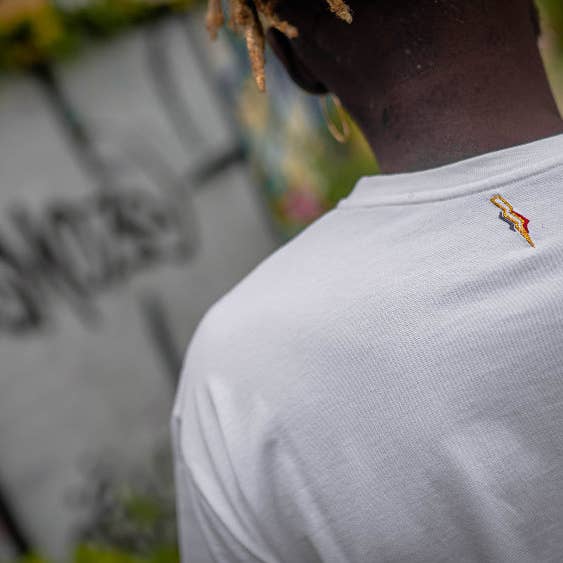 BIANCO T-shirt bianca essenziale Tyger in vendita all'ingrosso su Faire2