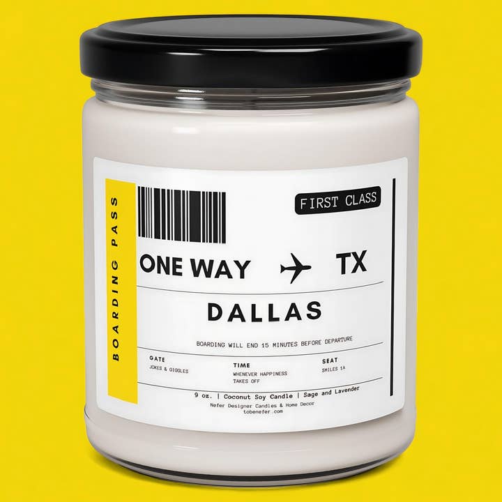 Texas - Dallas | Carte d'embarquement | Bougies sur le thème de l'État pour la vente par Nefer Designer Candles & Home Decor