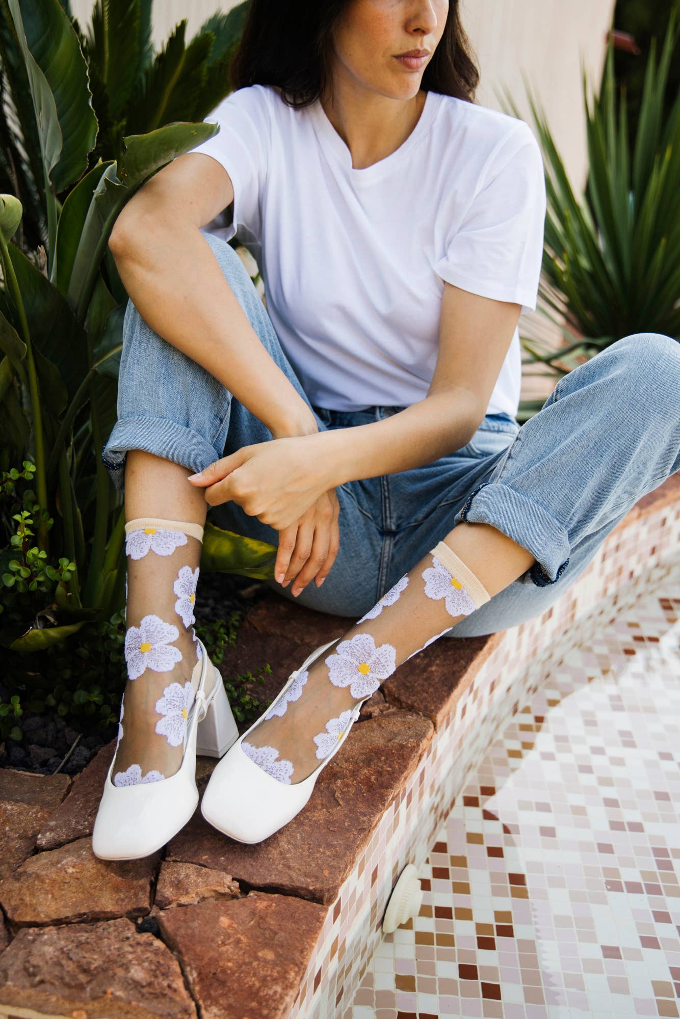 Atelier St Eustache – wholesale Strumpor - Dam – MURANO CREAM • Transparenta strumpor med blommönster, perfekta som present3