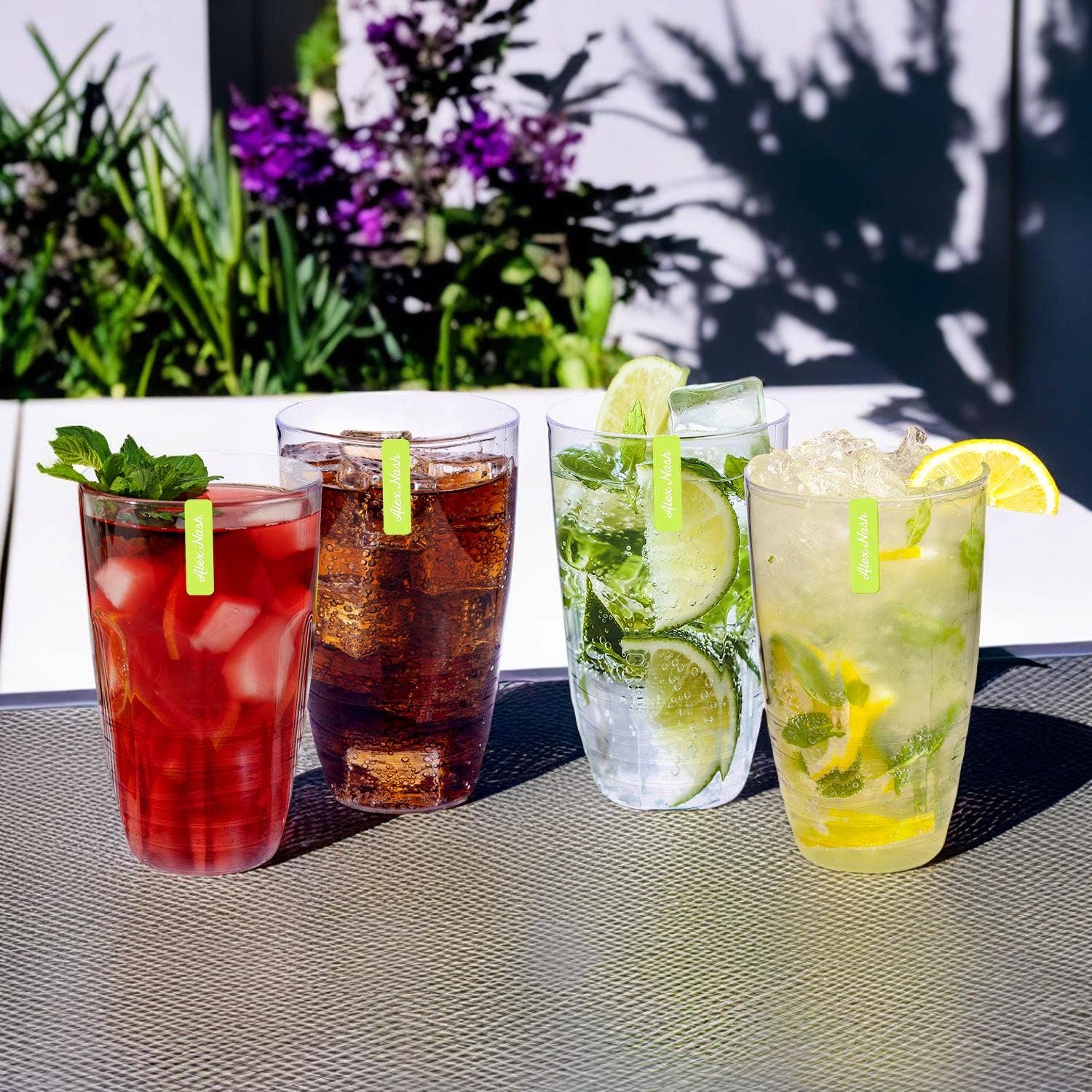 Daniel James – Copo/caneca por atacado – Pack de 4 Copos de Plastic Swirl de Alex Nash
4