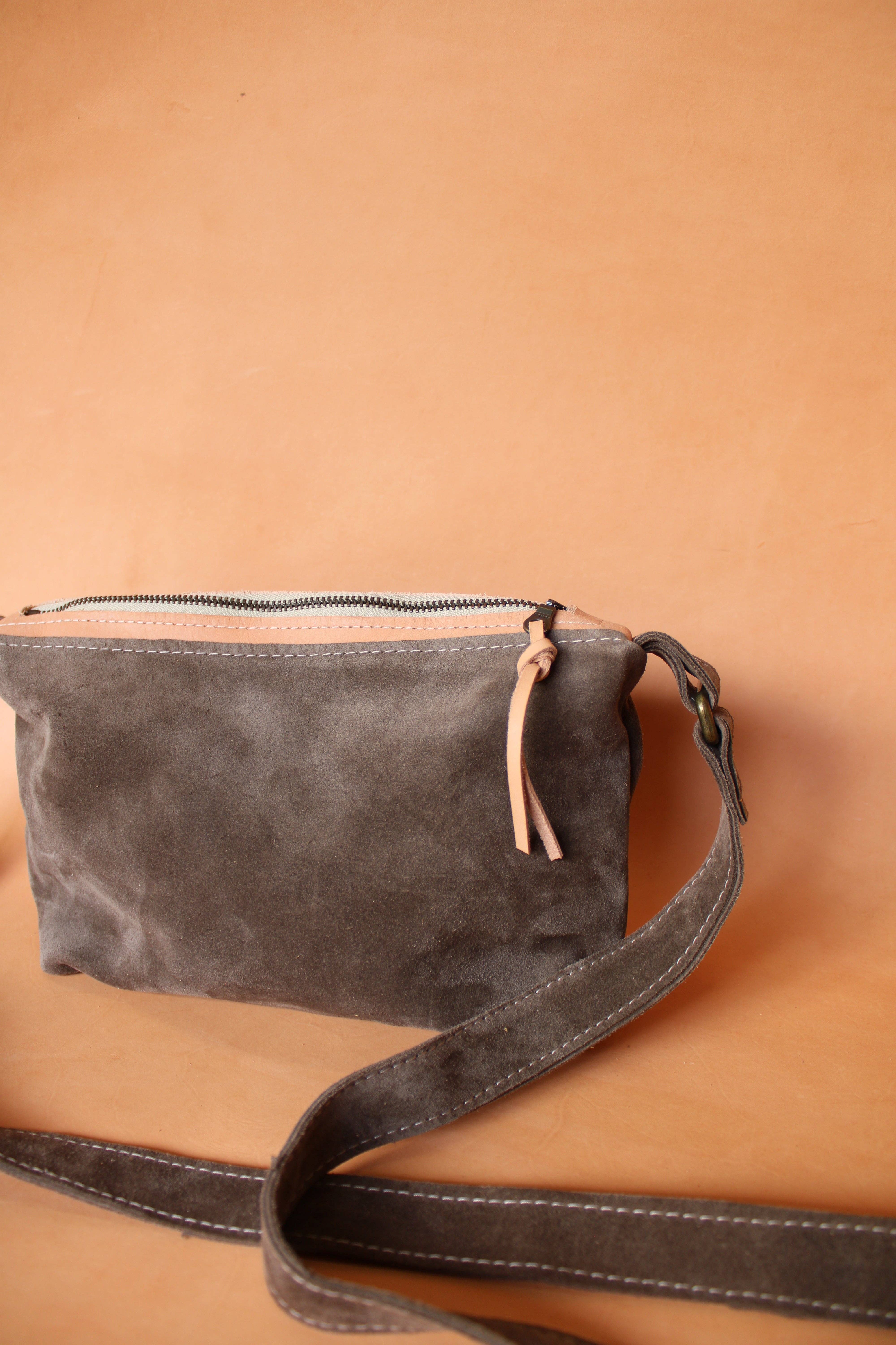 Olive n' Suede - Wholesale Crossbody Bag - Women's - Solara Side Bag- DARK2