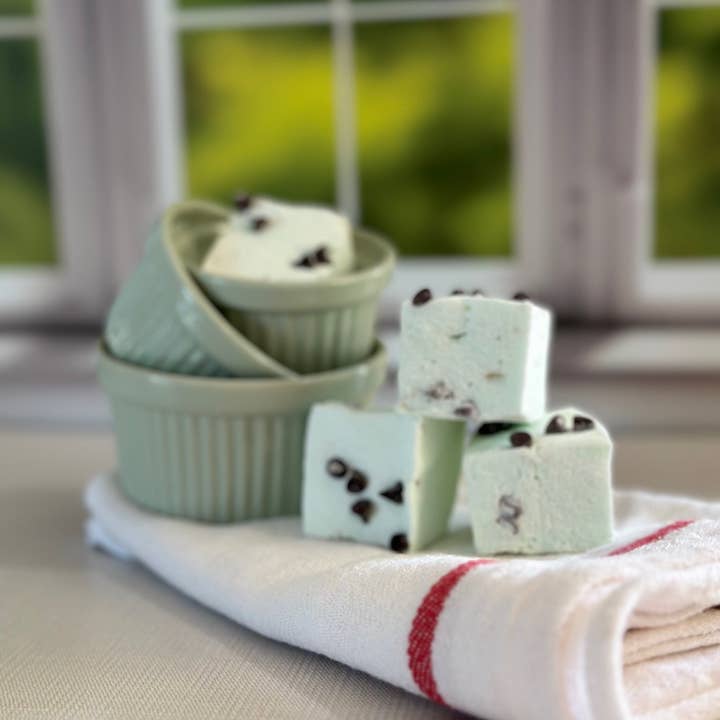 Mint Chocolate Chip Marshmallows for wholesale by Mallowdoos Marshmallows