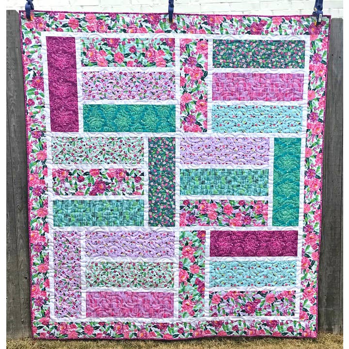 CUDDLE CAT QUILTWORKS - Wholesale Craft Sewing Kit - The Big Easy Fat Quarter Quilt Pattern3