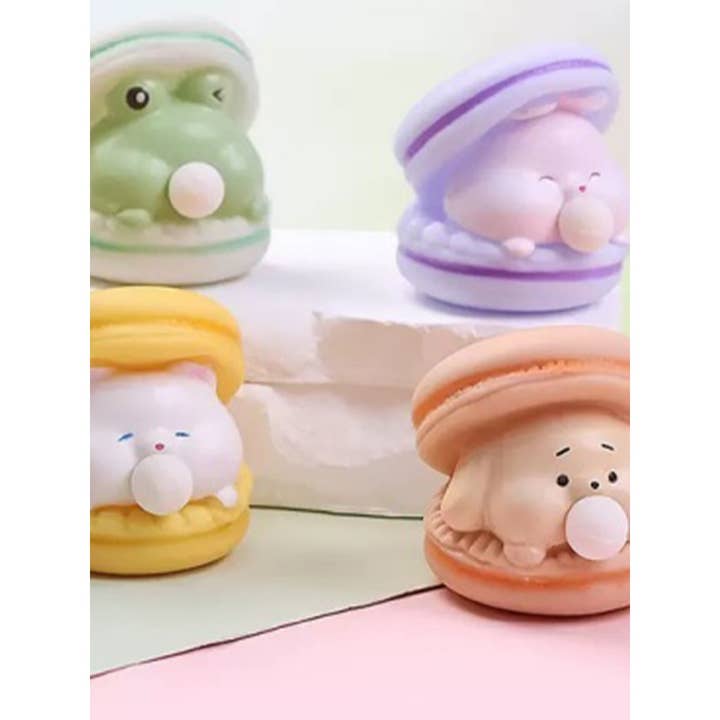 Macaroon Squeeze Animals Spit Bubble Toy for wholesale by Funteze