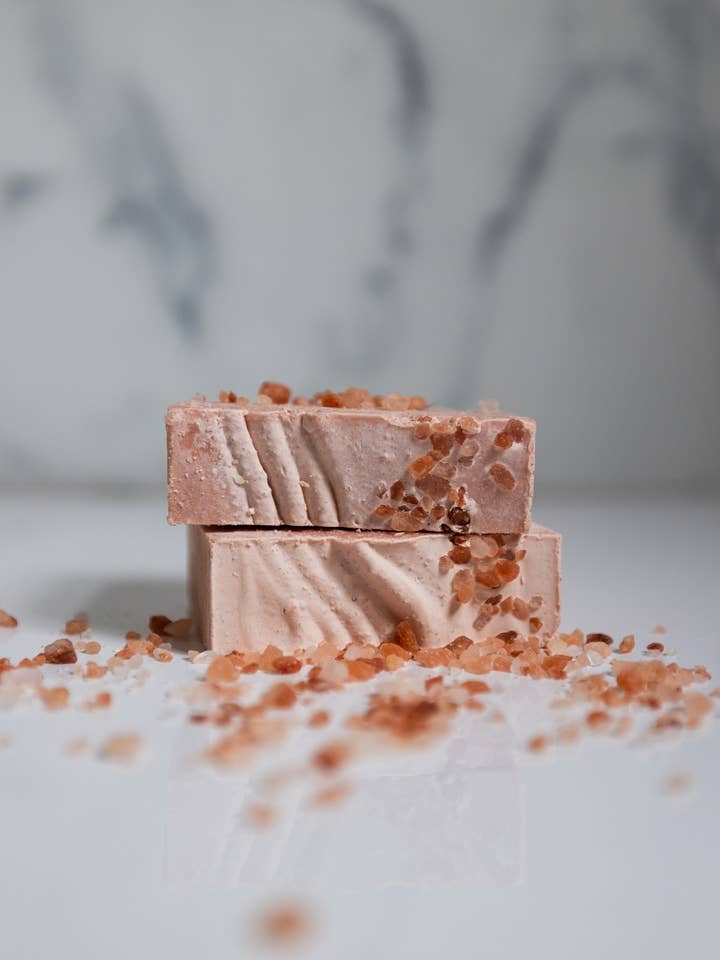 Himalayan Pink Salt for wholesale by Beyond Bubbles