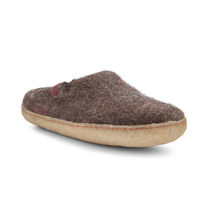 Betterfelt - Wholesale Slippers - Unisex - Classic Slipper with Natural Rubber Sole