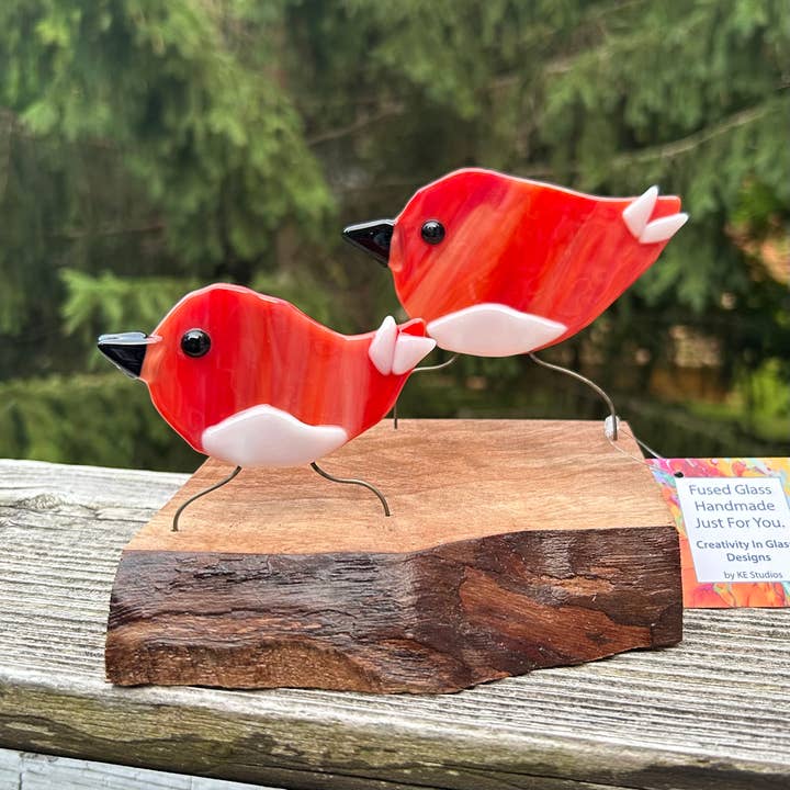 Beeldje - Dubbele Vogels op Hout voor wholesale door Creativity In Glass Designs