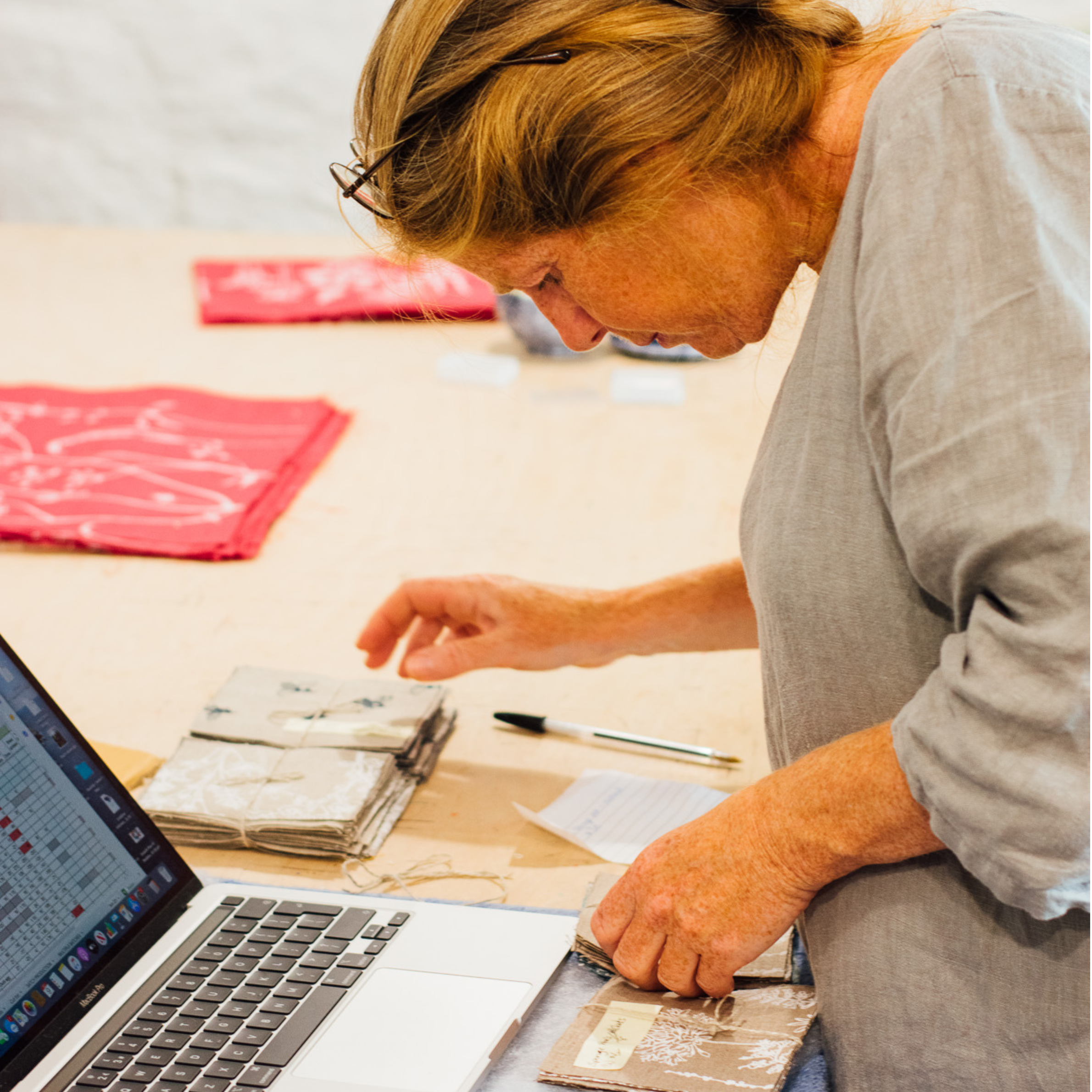 Helen Round - hand printed linen and bamboo wellness - Wholesale Tea Towel - Linen Tea Towel Hand Printed Fish Design - Kitchen Towel5