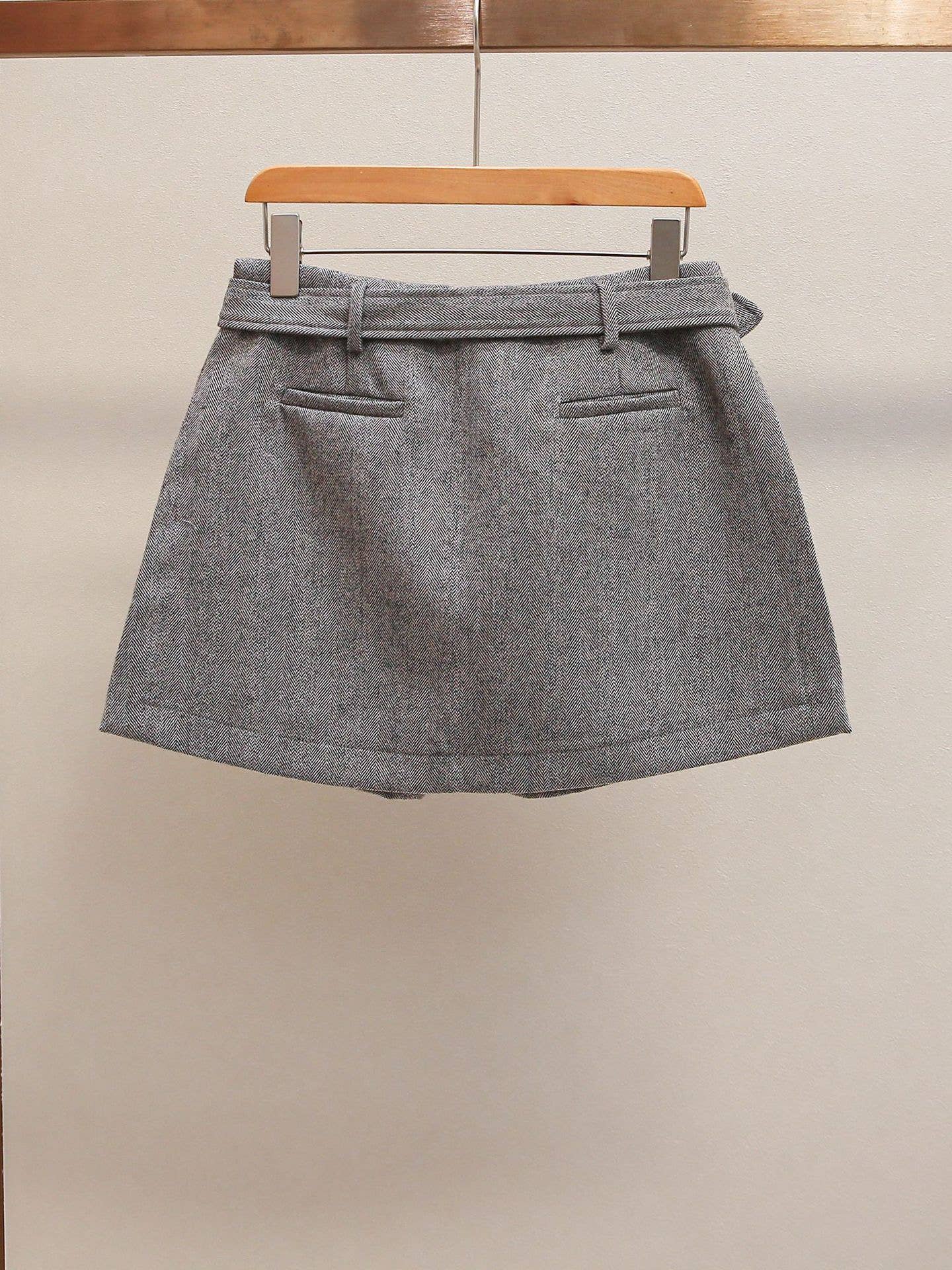 Productseeker – Großhandel Jacke – Damen – SET221Y Elegantes Wollkostüm mit Perlenbesatz, bestehend aus Jacke und Rock4