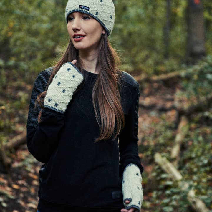 Everest Designs - Wholesale Beanie - Women's - Dolma Beanie2