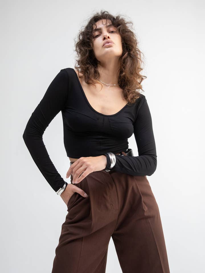 Betty Black Viscose Spandex Women's Knit Top for wholesale by TROIS