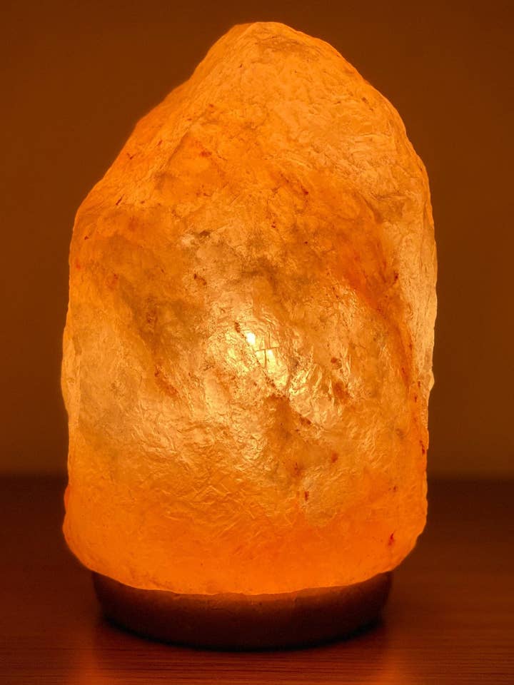 Himalayan Salt Lamp - Small for wholesale by Moonbeam Healing