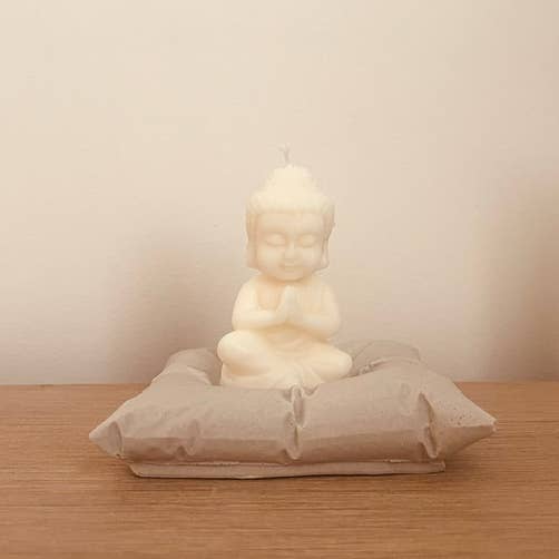 Sweet-Deco Creative - Wholesale Novelty Candle - Hand cast little Buddha candle