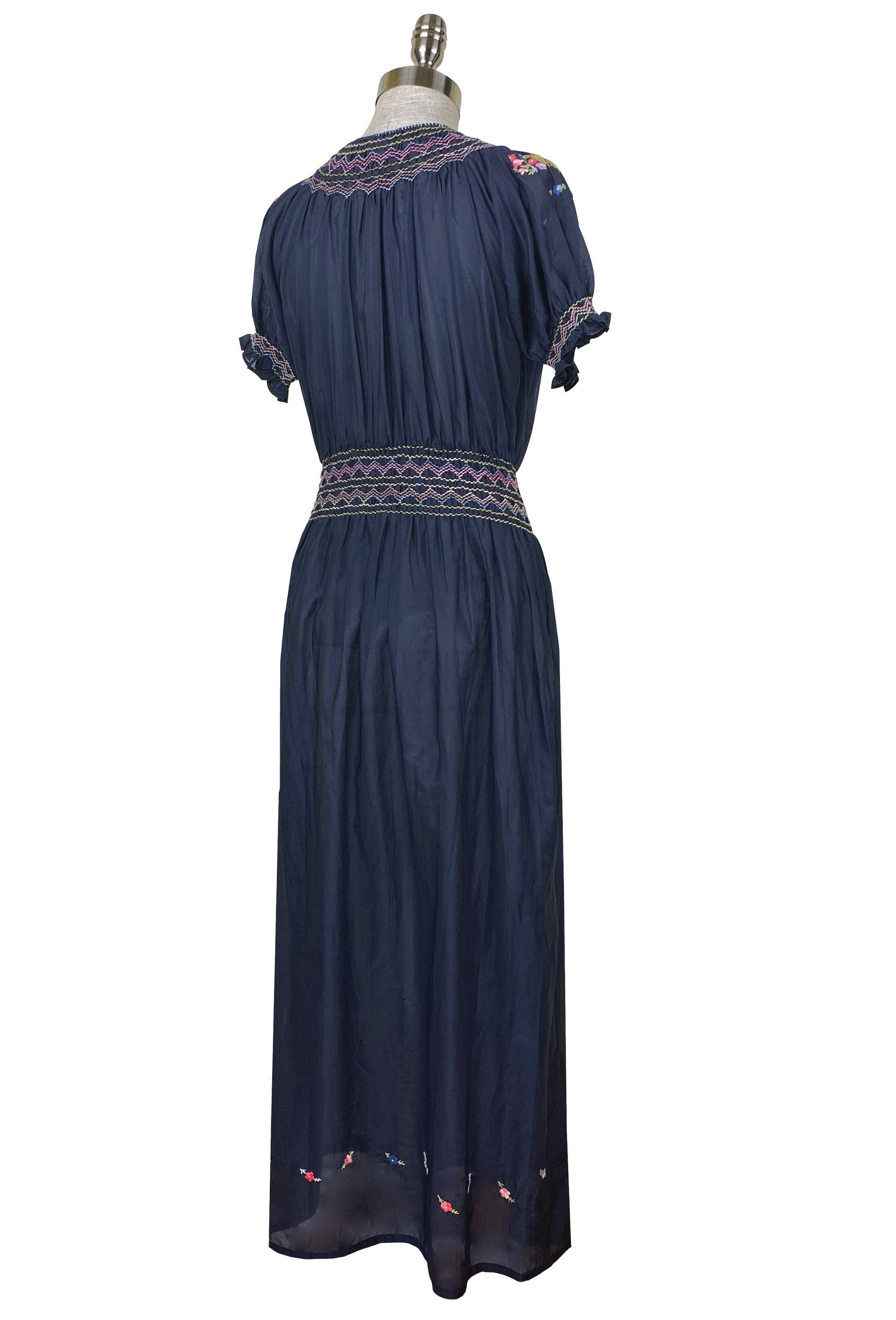 J. Marin Co. - Venta al por mayor Vestido - Mujer - Vestido maxi bohemio bordado estilo vintage de los años 30 - Azul marino2