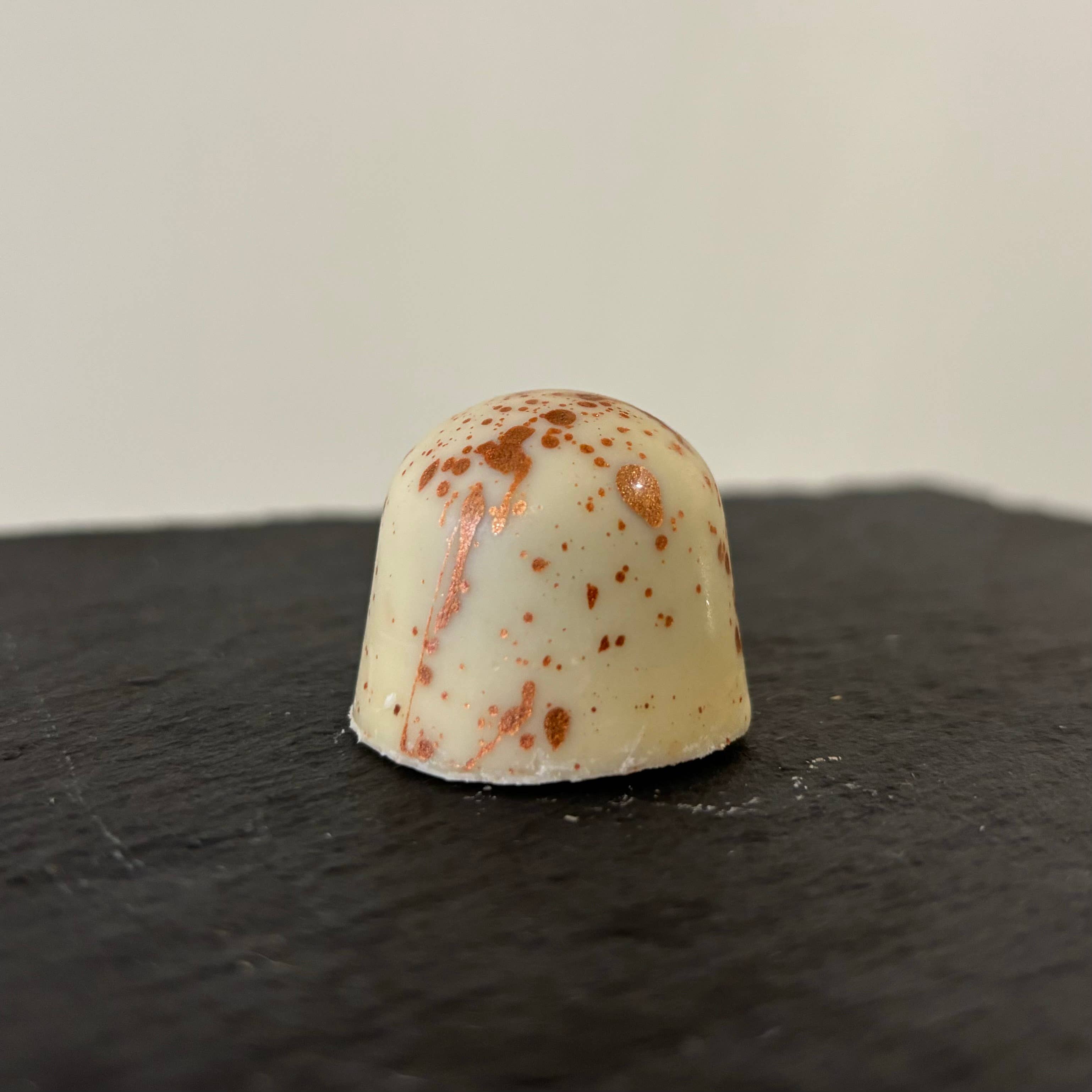 Les Douceurs de Louis - Wholesale Chocolate Box - Filled chocolates in a box or box: 4 sizes available11