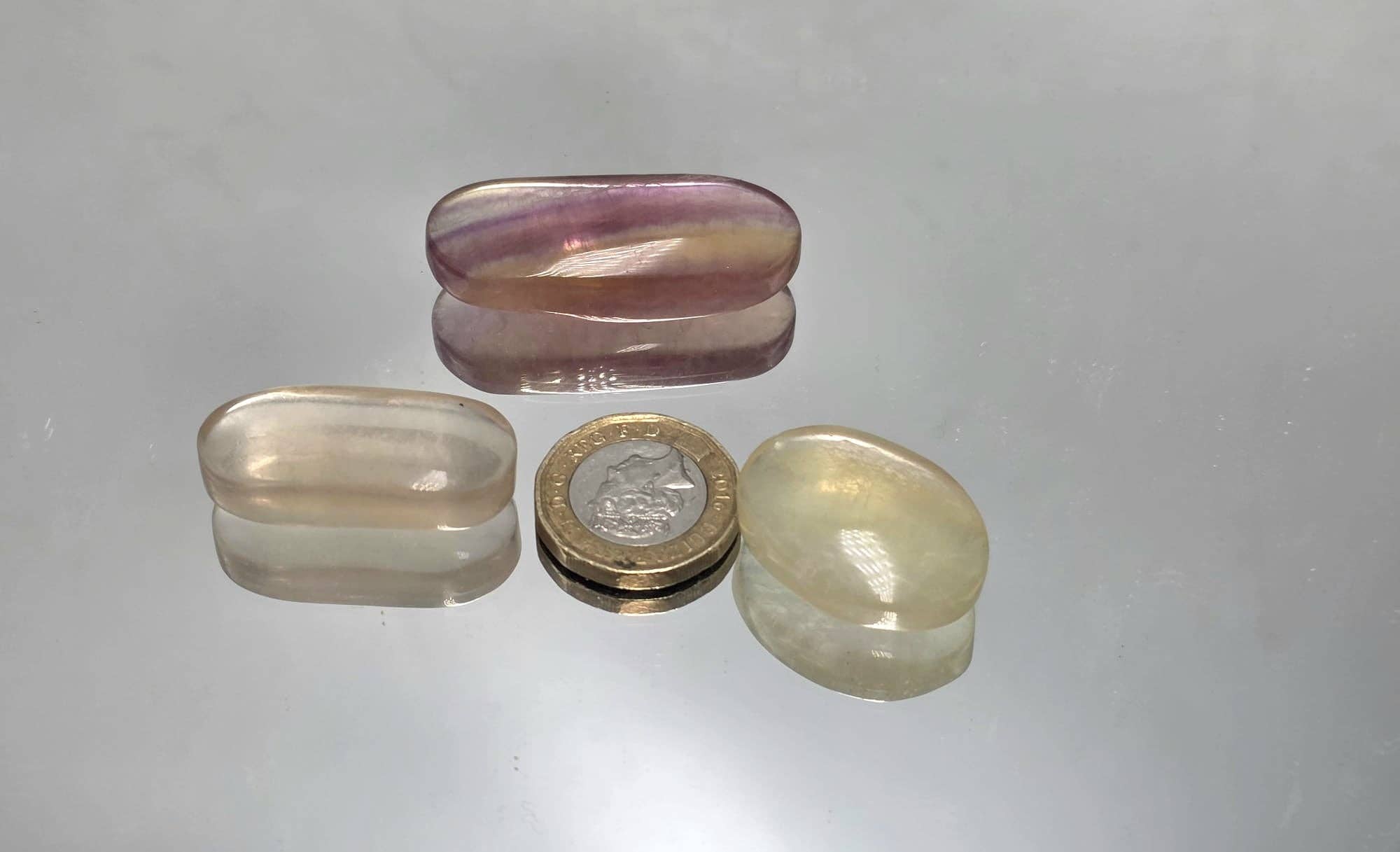 Distinction Crystals – wholesale Spiritual stone/crystal – Small Candy Fluorite Crystals Set of 34