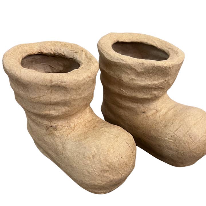 Par de botas de Papá Noel de papel maché para manualidades navideñas - 10,8 cm de altura para venta al por mayor de Factory Direct Craft