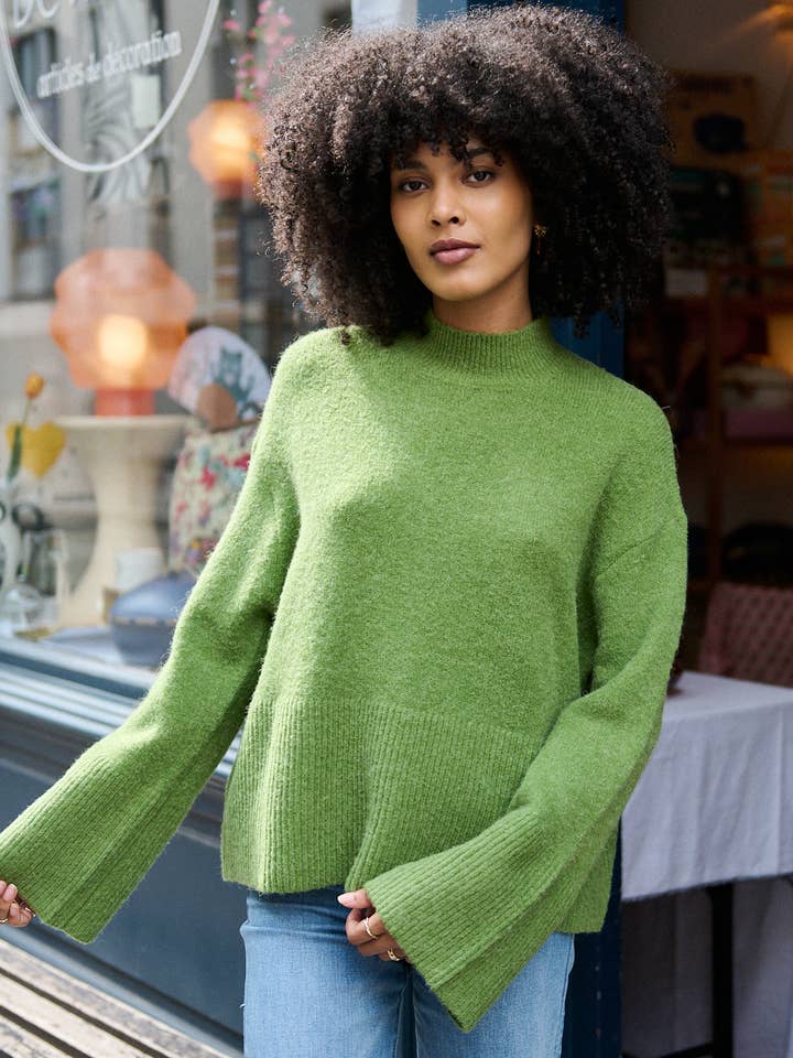 Nathael Paris - Wholesale Knit Sweater - Women's - Slightly oversized alpaca and wool sweater1