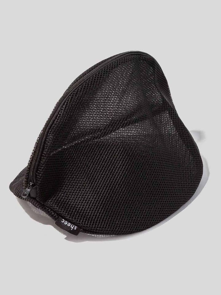 Triangle Mesh Laundry Bag for wholesale by sheec socks