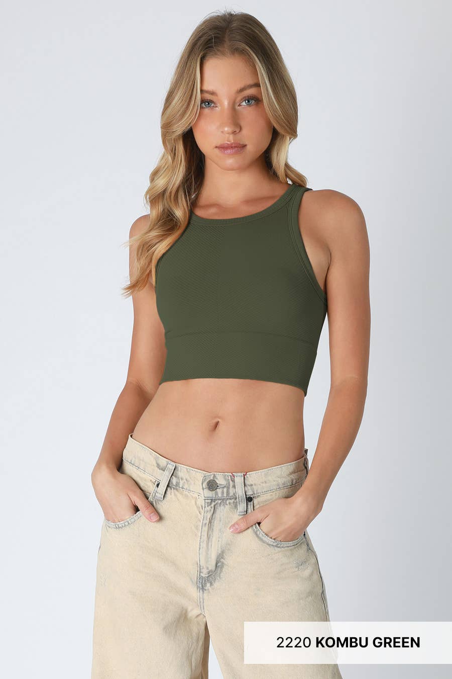 NIKIBIKI – Top de malha - Mulher por atacado – NS7933 - Top recortado Chevron Highneck39