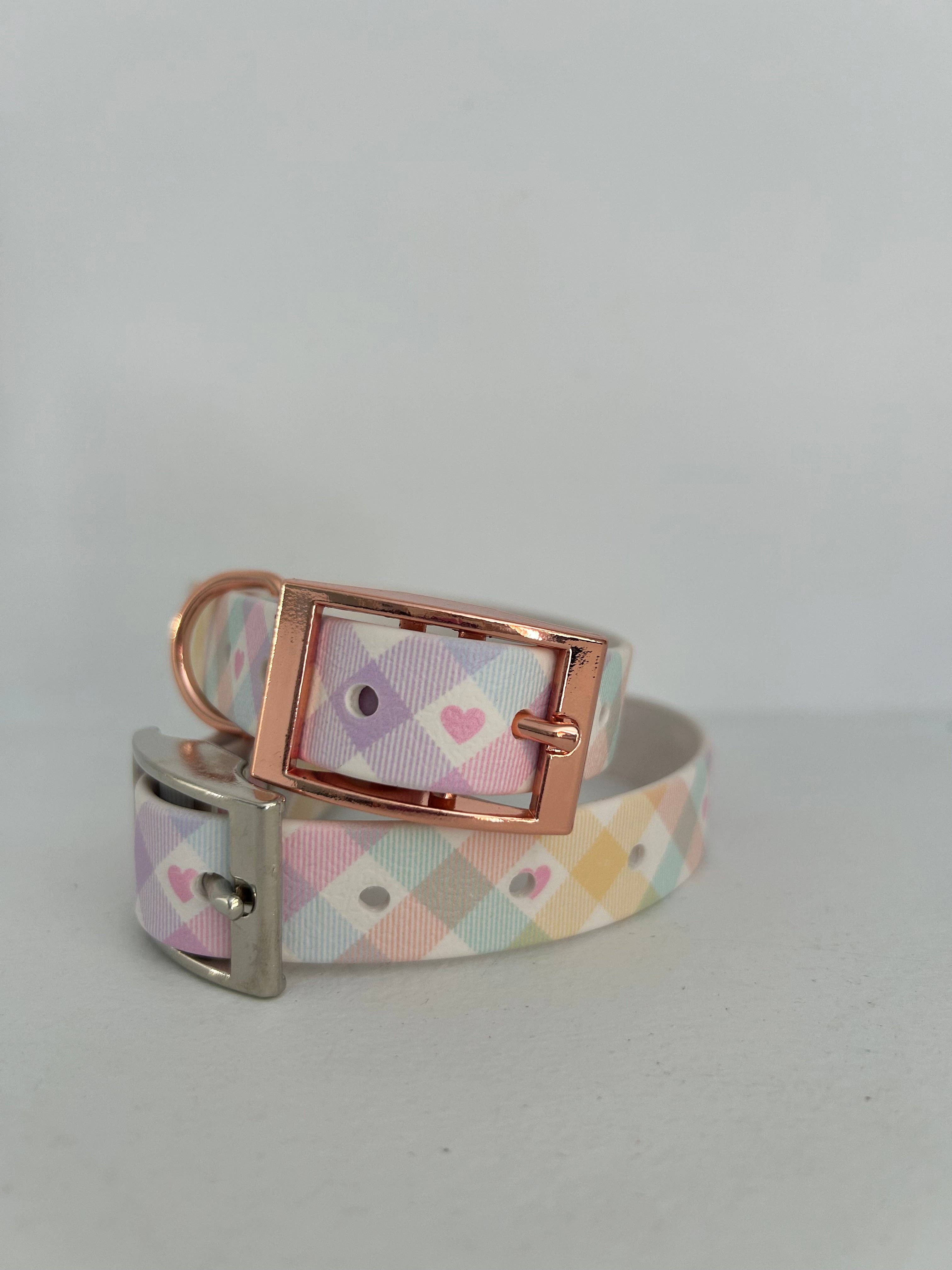 Puppies & Pom Poms - Vente Collier – chien - Collier pour chien artisanal pastel vichy étanche6