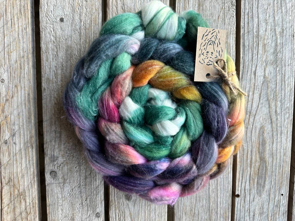 Koigu Wool Designs - Wholesale Yarn - Roving Braid with sparkle5