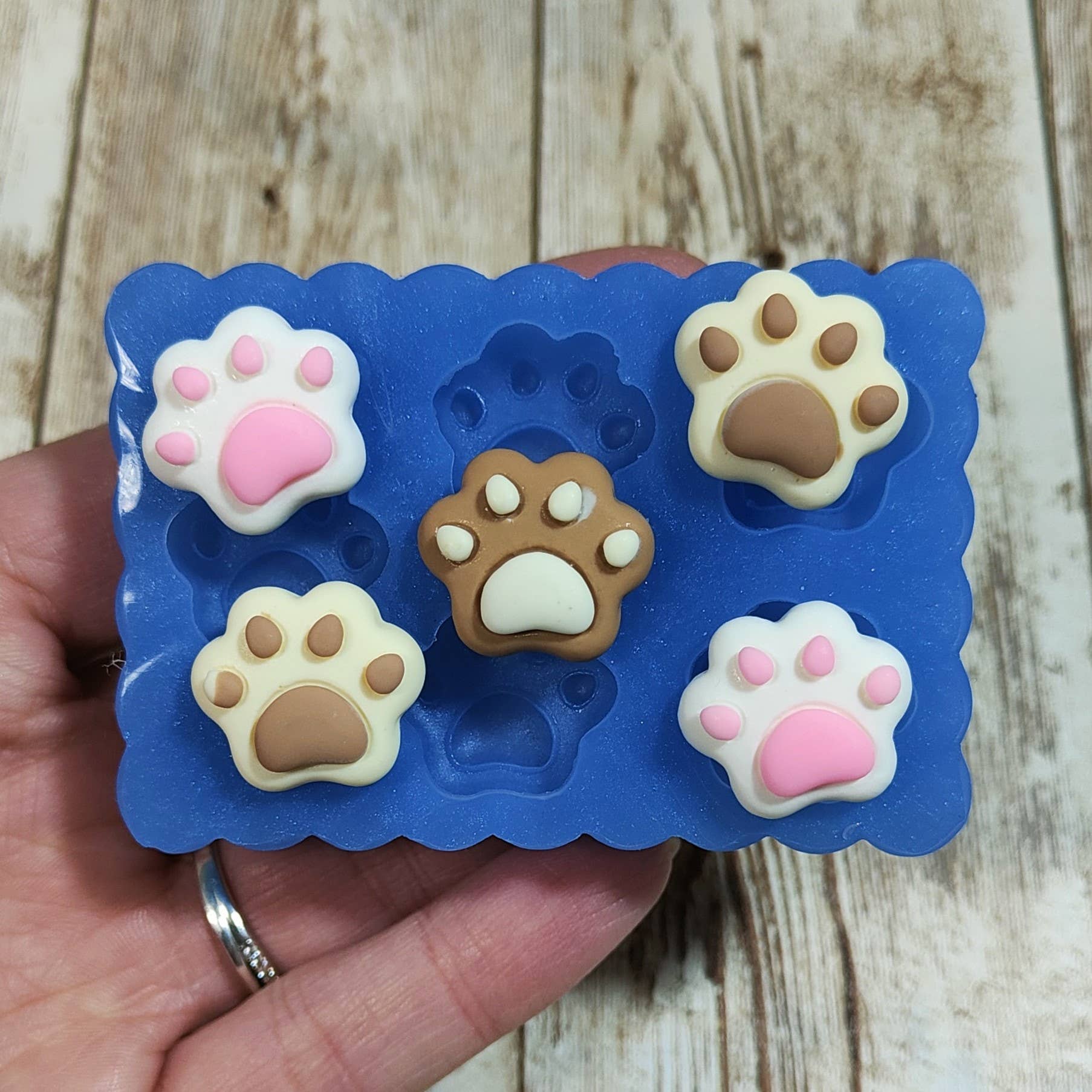 Serena Creazione di Serena Stampone - Wholesale Craft Supplies - Paw Print 5pcs 2cm in silicone for resin and plaster