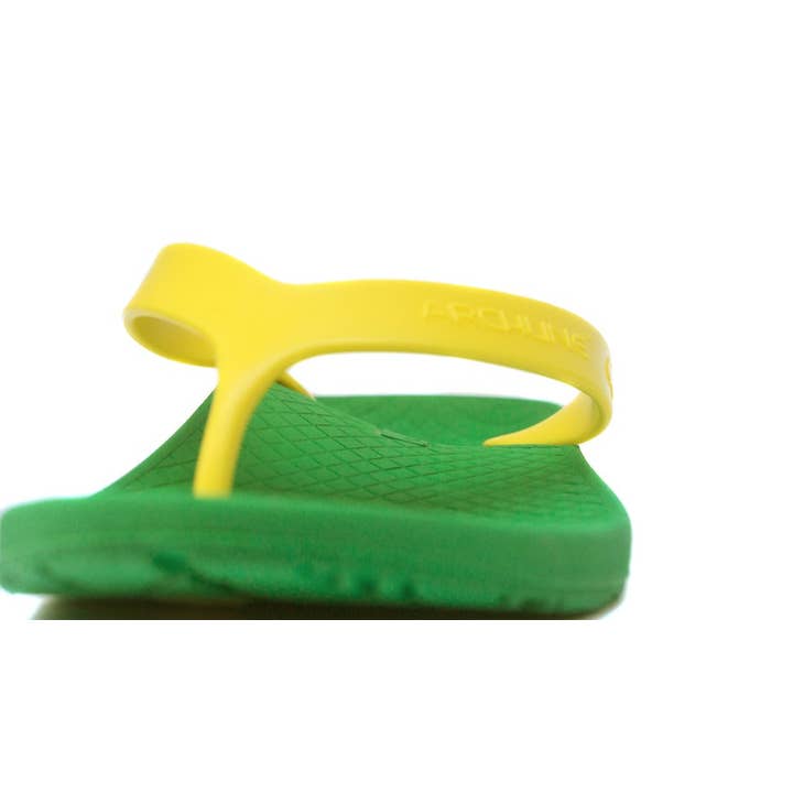axign - Wholesale Sandals – Kids - Archline Kids Orthotic Flip Flops – Green/Gold11
