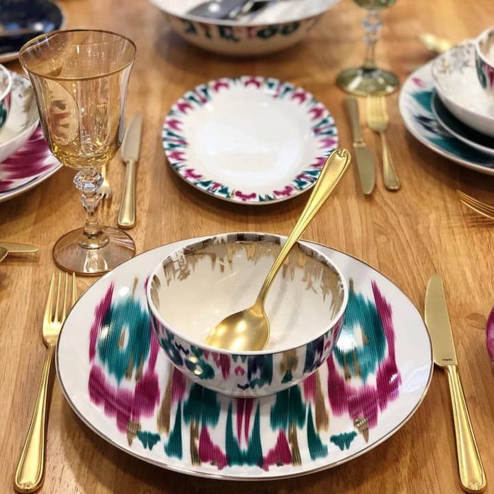 Porseleinen 27 cm serveerschalen van set met Ikat-print voor wholesale door MIASETA