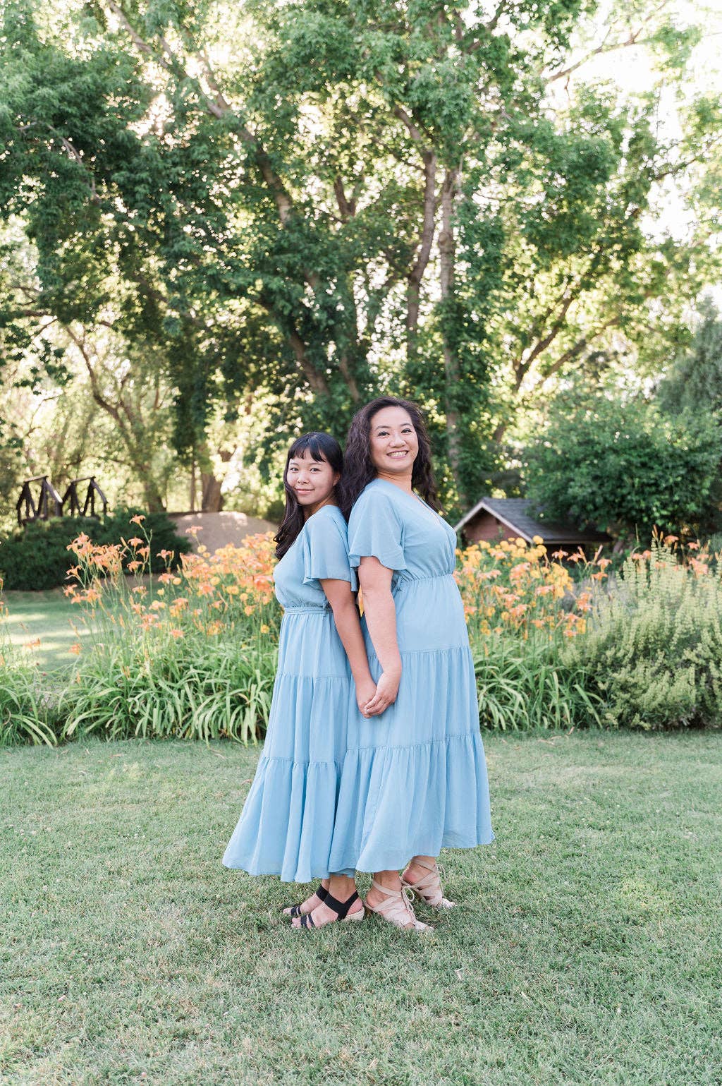 Peony Alley - Vendita all'ingrosso Vestito - Donna - Abito midi tinta unita color ambra4