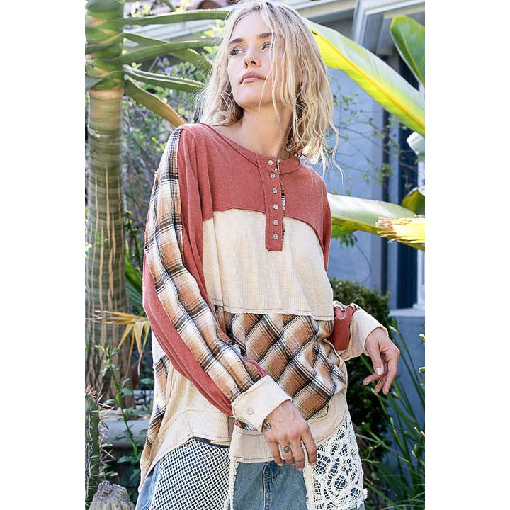Pol Clothing - Wholesale Knit Top - Women's - Round neck long sleeve plaid knit top SALE